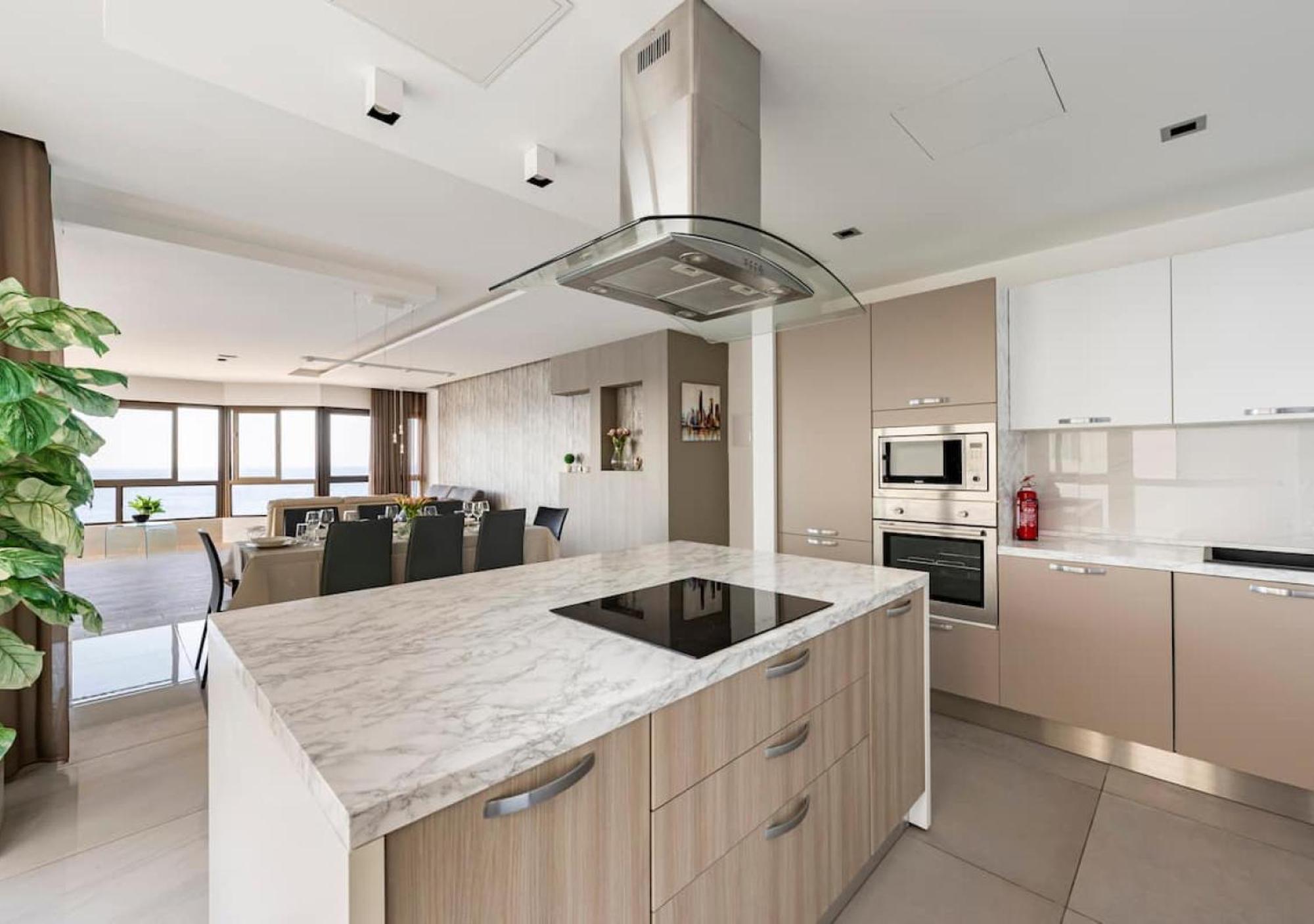 Sea View Luxury Haven Living & 3Bedrooms Seafront Слима Экстерьер фото